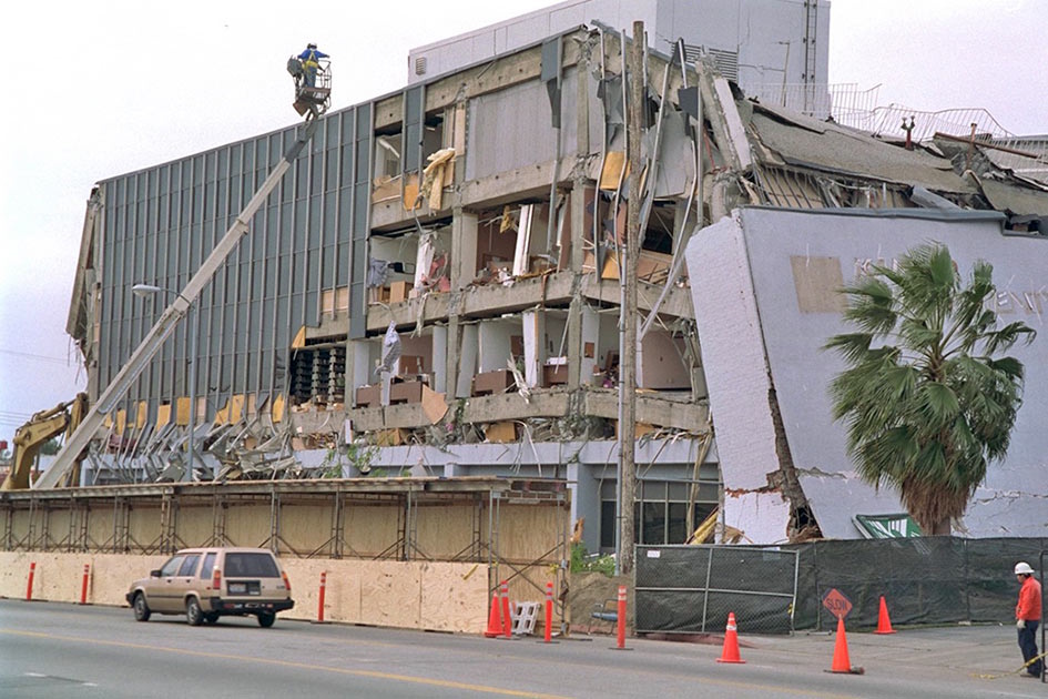 northridge-steel-connection-failures.jpg