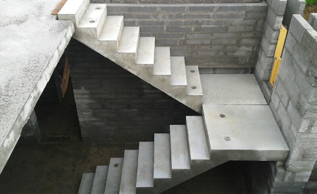 Dog_legged_staircase_as per IS 456